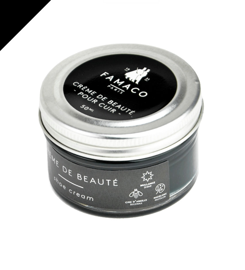 Famaco Crème de Beauté shoe cream jar, closed lid, angled front view showing black label and glass container