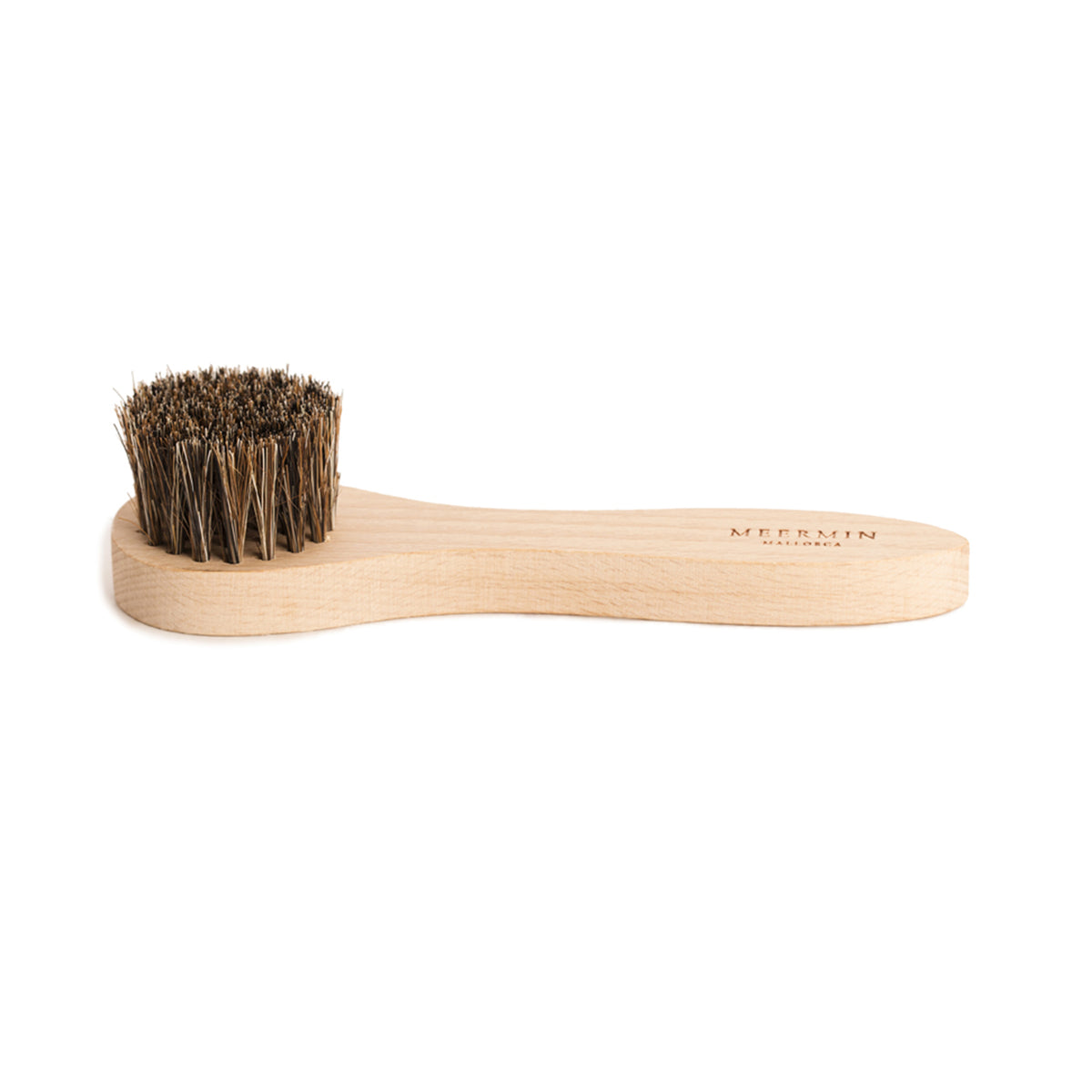 Meermin waxing brush, side profile showing beechwood handle with embossed logo and dense horsehair bristle head