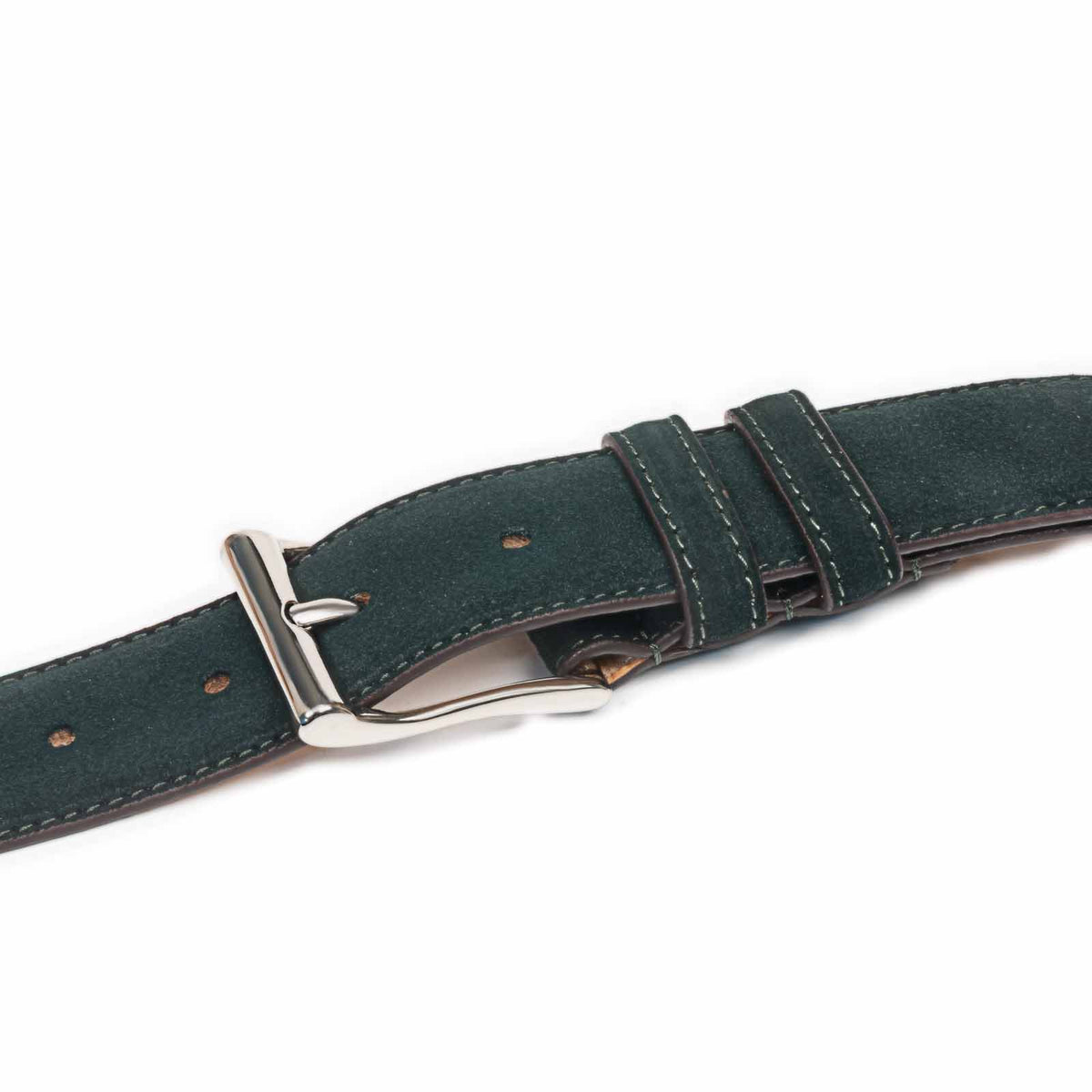 Meermin green suede belt, close-up on nickel-plated buckle and double keeper loops, showing stitched edges
