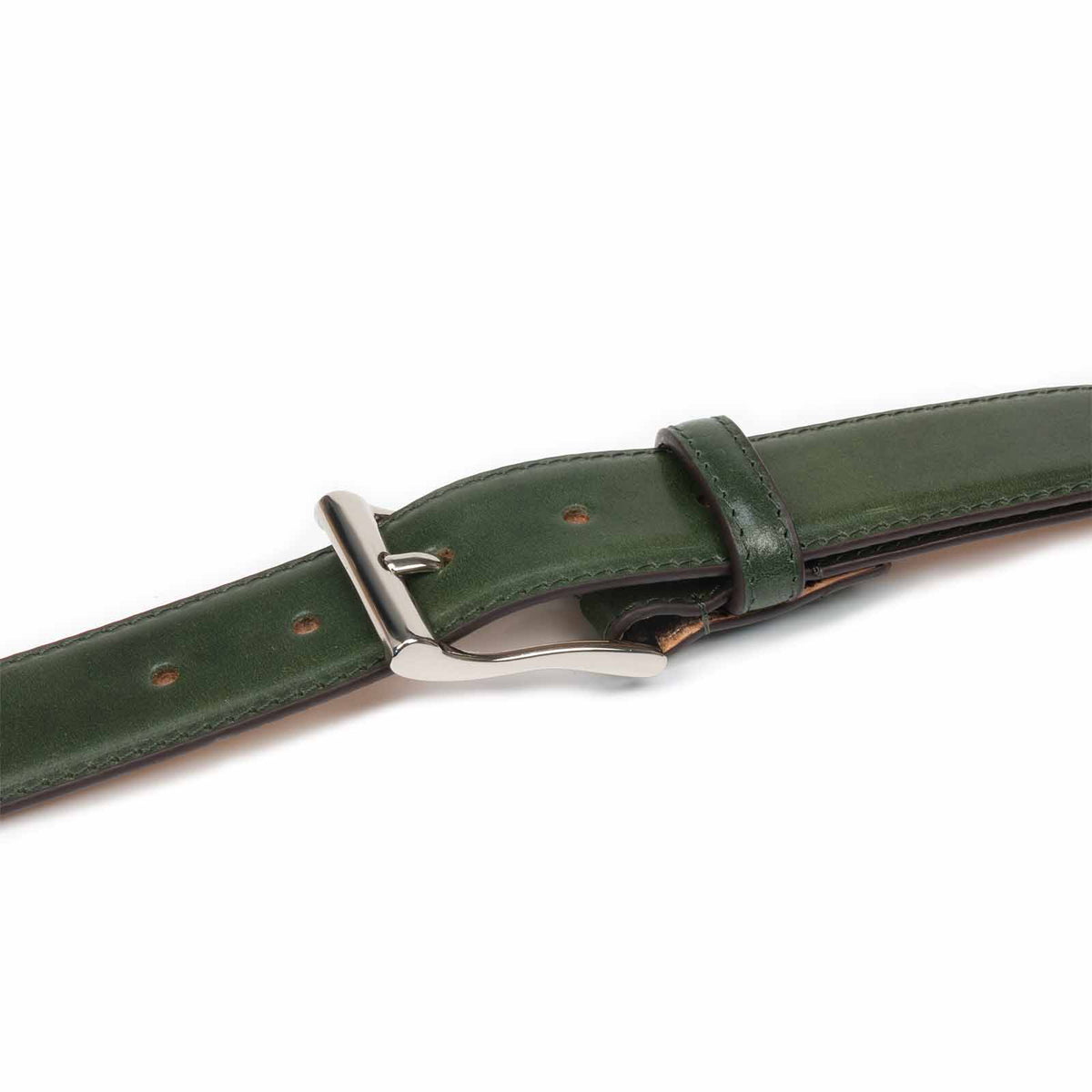 Meermin green shell cordovan belt, close-up on nickel-plated buckle and keeper loop with visible stitching detail