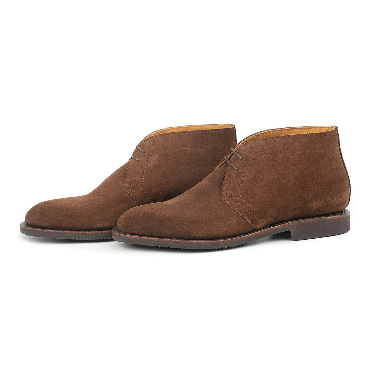 Meermin snuff suede chukka boots, three-quarter front view showing both pairs, flex Goodyear welted construction and diamond latex sole